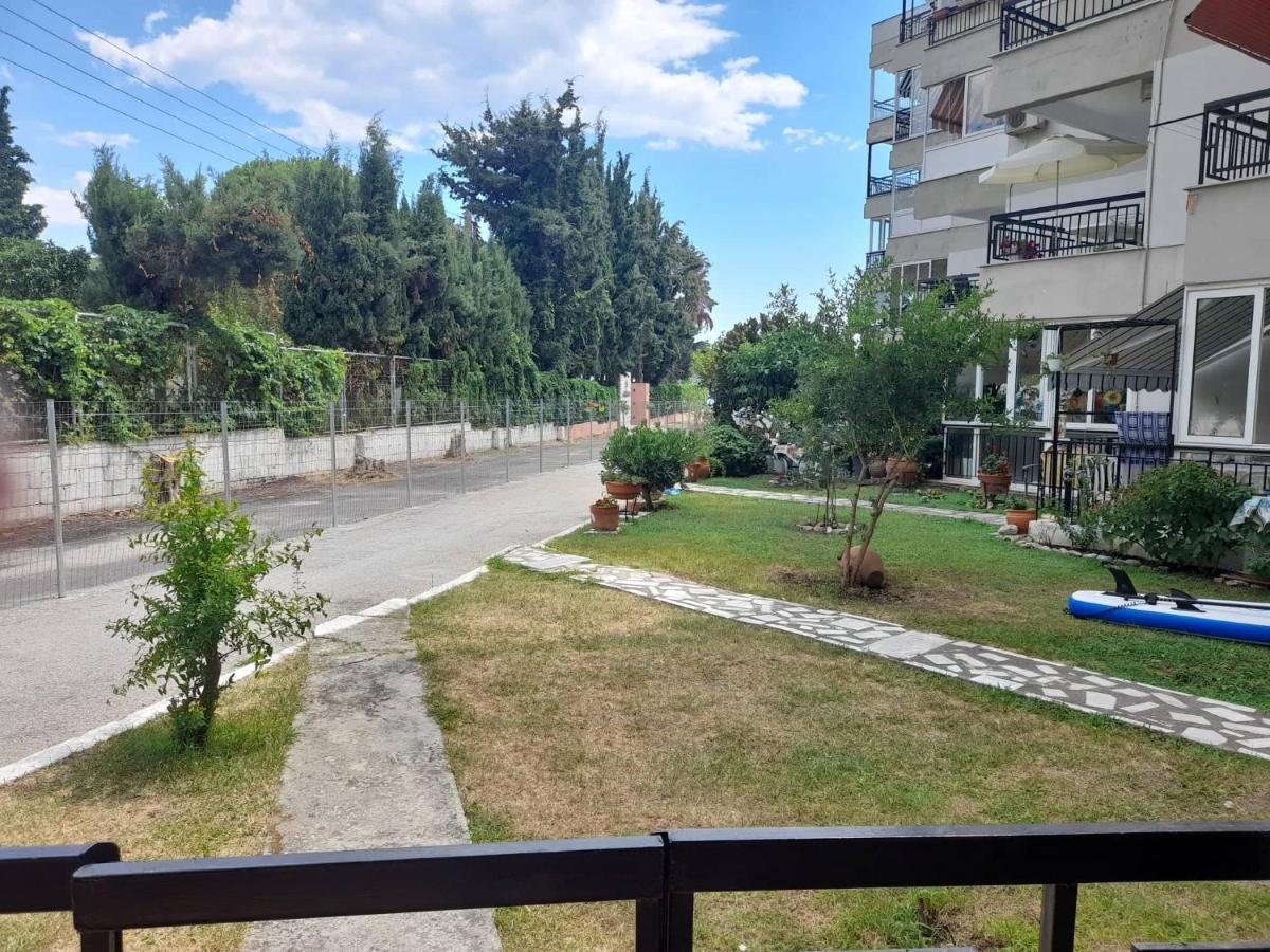 Nia'S Apartment By The Sea Nea Iraklitsa المظهر الخارجي الصورة